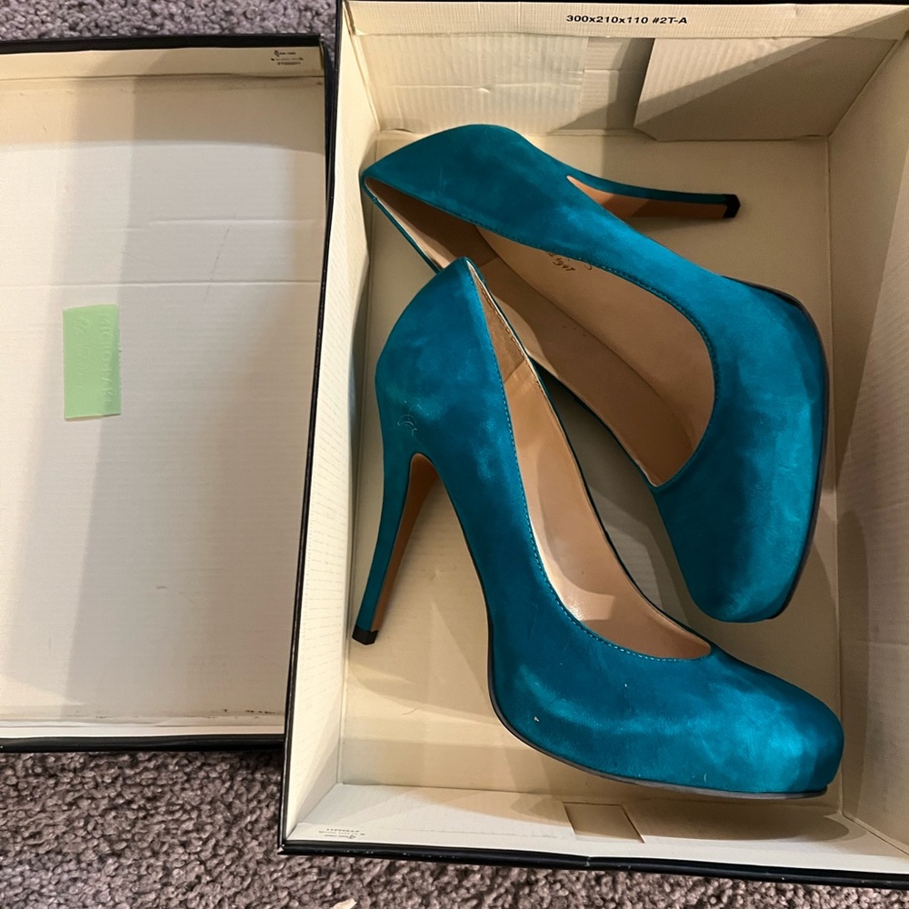 Talbots 7.5 Teal Suede Heels Skyla2
